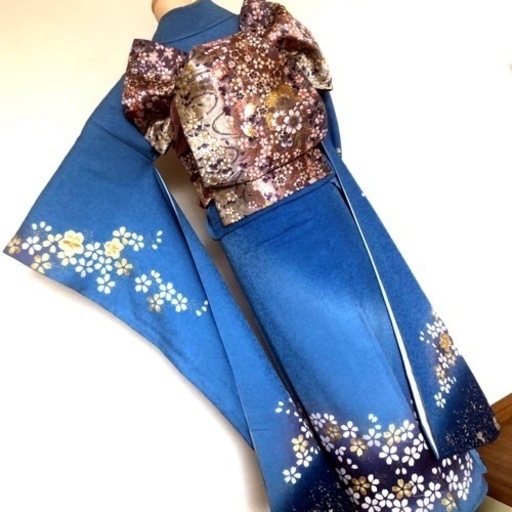 金彩桜模様刺繍振袖と袋帯のセット《やまと謹製》