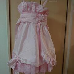 👗✨ピンク色のドレス(140size)