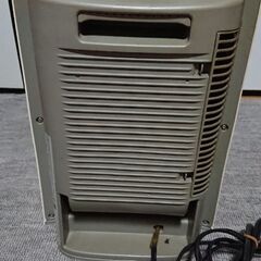 電気ファンヒーターの画像