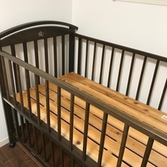 ベビーベッド