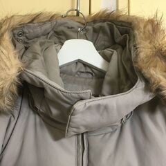 ジョルダーノ（GIORDANO）ユニセックスウインターコート/フード付き /unisex Winter Coat with hoodの画像