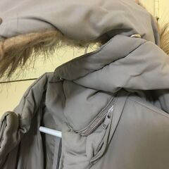 ジョルダーノ（GIORDANO）ユニセックスウインターコート/フード付き /unisex Winter Coat with hoodの画像