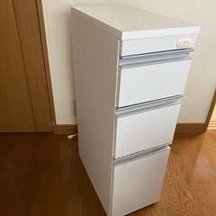 洗面所隙間収納ラック