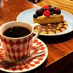 女性同士でカフェでまったりお話しましょう♪