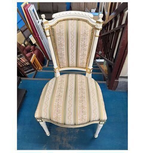 札幌【イタリア製 ロココ調 ダイニングチェア】姫系 フェミニン 白家具