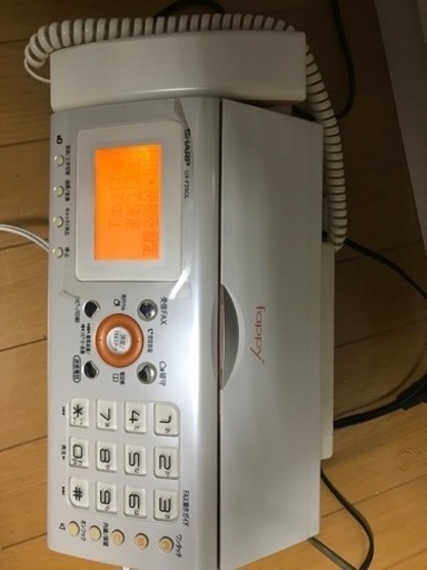 シャープのFAX電話機UX-F25CL (子機二つがおまけ)