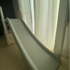 滑り台の画像