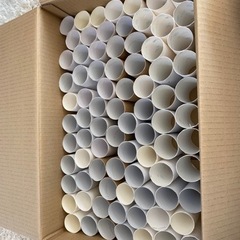 トイレットペーパー　芯