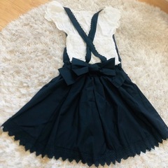 バックリボン ワンピースの画像