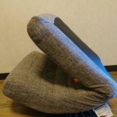 回転する座椅子の画像
