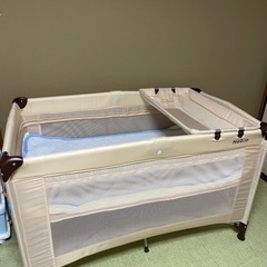 ベビーベッド　折り畳める　ベビーサークル
