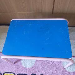 急募☆自分で色付けした傷だらけ、色ムラありのテーブル☆しっかりはしてます！の画像