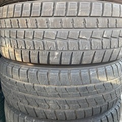(バリ山)215/60R16 スタッドレス4本　１６インチ　冬タ...