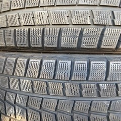 (バリ山)215/60R16 スタッドレス4本　１６インチ　冬タイヤ　ミニバンの画像