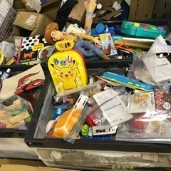 【11/19(金) ガレージセール】お子様必見！！おもちゃ祭り！！の画像