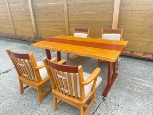 ファミリー向けダイニングテーブル☆111701