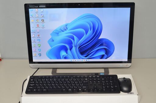 中古良品 一体型パソコン 最新Windows11 東芝 D833/T9JB 高性能 i7