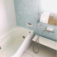 🉐鴻巣市　吹上富士見　🏠戸建て　テラスハウス  駐車2台可能❗️ − 埼玉県