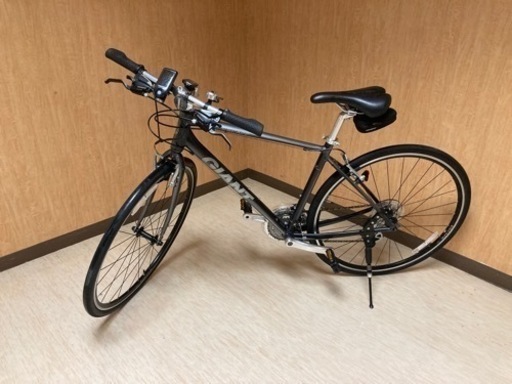 現物確認予定者ありキャンセル待ちGIANT ESCAPE R3 2020 BLACK