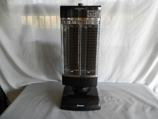 ダイキン遠赤外線電気暖房機ERFT11SS ２０１５年動作品