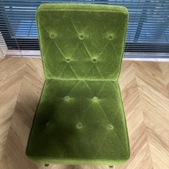 カリモク60 カフェチェア モケットグリーンの画像