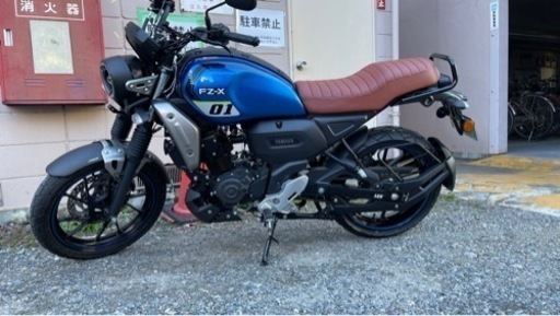 ヤマハ　FZX150