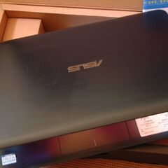 ASUS E402Y ノートパソコン Win10 Home 4GB SSD 237GB 14インチ PC ★中古品★の画像