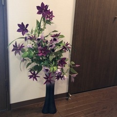 【取りに来ていただける方限定】花瓶付き造花花