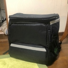 ウーバーイーツバックの画像