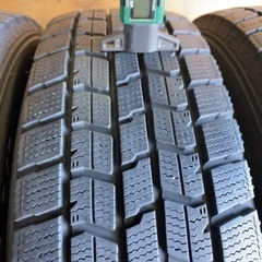 175/70R14・バリ山スタッドレスタイヤ、ホイールセット・富山市の画像