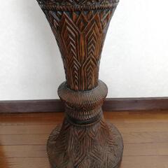バリ風大型花入れ.置物.オブジェの画像