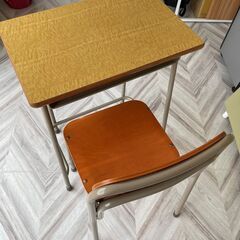 【在庫59セット】ネコス製・学習机セット（学校机 + 学習椅子）★千葉市内直接お渡しの画像