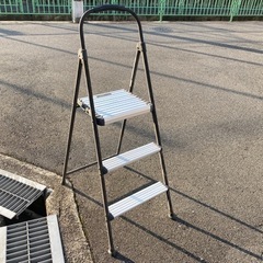 値下げしました〜コストコ脚立