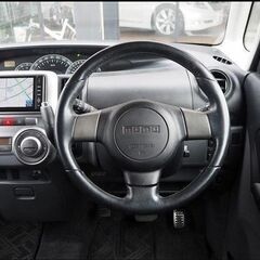 ダイハツ　タントカスタム　ナビ　車検2年付きの画像