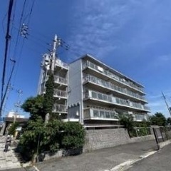 嬉しい敷金礼金なし♫駅までスグで便利♫敷地内駐車場も完備♫