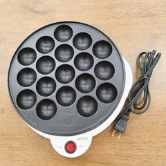 無料！たこ焼きプレート✨アイリスオーヤマ　ETY-18K✨一度に18個焼けます✨熱くなるか確認しました♪✨中古品✨【こちらは店舗です。浜村鹿野温泉ICから3分 買取本舗 宮本リサイクル 営業時間９～１９時 定休日水曜のみ←連絡できませんm(_ _)m】の画像