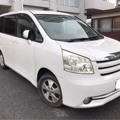 平成21年式程度バッチリのトヨタノア、値下げ交渉可能、TV、DV...
