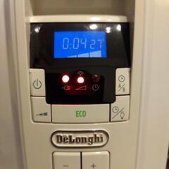 【交渉中】デロンギ　オイルヒーター　TDD0915W　カバー、リモコン付の画像