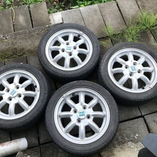 14インチ4.5jダイハツ純正ミニライトホイール　タイヤはオマケ程度です。