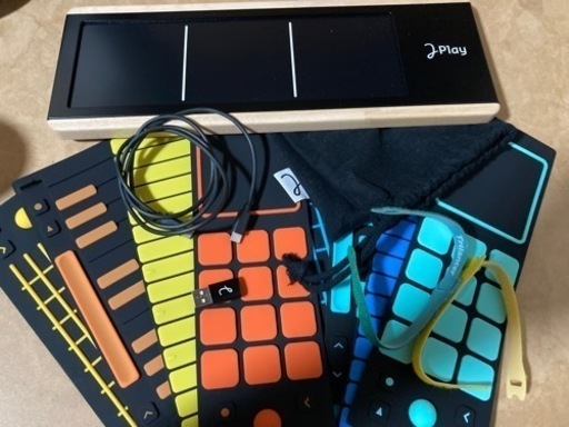 電子楽器　フランス製