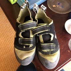 ボルダリングシューズ　説明読みましょう