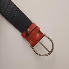 新品 スタッズベルト 赤 レッド 太め 本革 レザーの画像