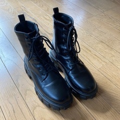 ショートブーツ　23.5㎝