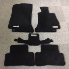 新品・未使用　Cクラス　W205 純正フロアマットプレミアム
