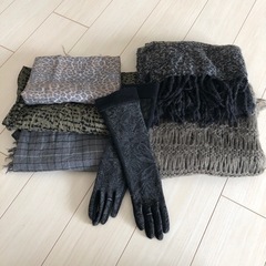 ★週末限定値下げ★マフラー手袋6点セット