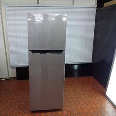 ID 989786　冷蔵庫２ドア　ハイセンス174L　２０１９年製　HR-B2301