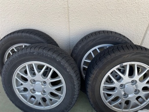 冬タイヤとホイル