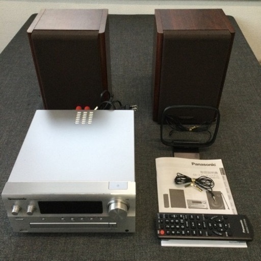 中古　2016年製　ミニコンポ　CDステレオシステム　幅21.1　　奥行26.7　　高さ11.4　 （ｃｍ／センターユニット）　パナソニック   AM FM ラジオ　USB 利用可　CD認識しない　TEACスピーカー　リモコン　N2QAYB001021