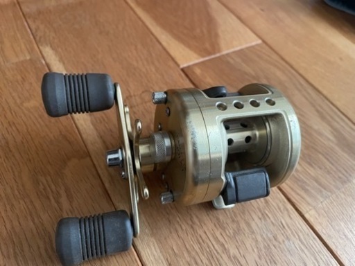 シマノ 101XT カルカッタ ★左巻き