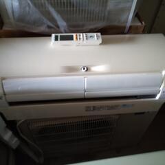 格安　三菱エアコン　7.1kw　２３畳用 　2010年製　